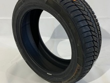 Pneu Continental Wintercontact 235/45 R17